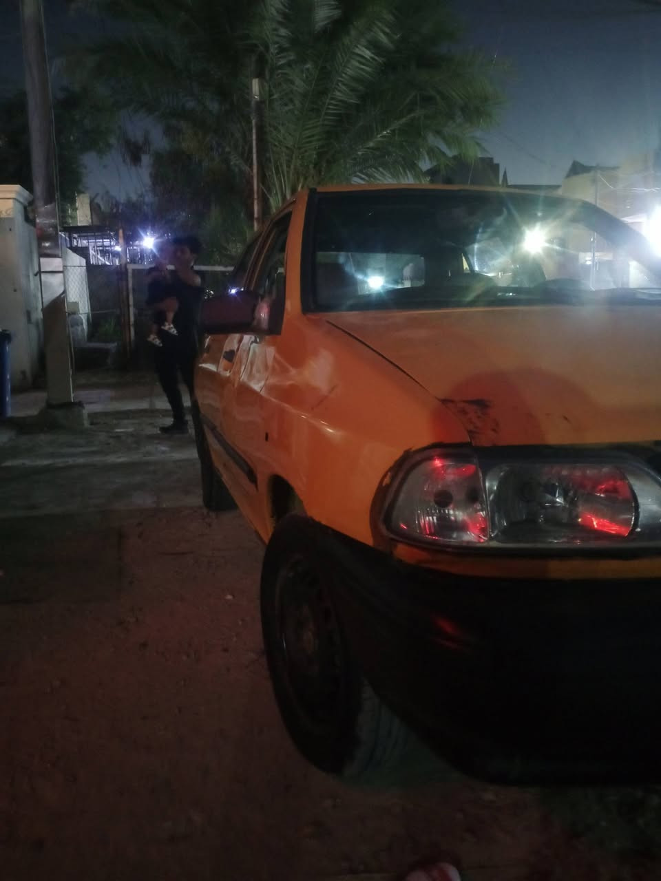 موديل ١٣ مكينه وكير خير من الله شواصي واحد بلادي واحدمعمر تحويل ثاني يوم السعر ١٦ مطلوبه هيئه وغرامه ٣ ورقات ينزل من سعرهه مكان السياره الشعب حي اور ***********
