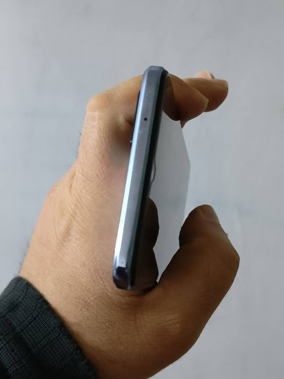 Vivo v21
فيفو 21 
ذاكرة 128 عشوائي 8+4
شاشه امولد 90 هيرتز 
معالج دايمنستي 800u 
بطاريه 4000 بقوة شحن 33 واط 
كاميرات 64+8+2 4k 
اماميه 44 مع فلاش وتصوير 4كي 
كامل ملحقات ونظيف 
بيع او مراوس


**إذا كنت صاحب هذا الإعلان وتريد حذفه لأي سبب، رجاءا أرسل رسالة إلى الدعم الفني**