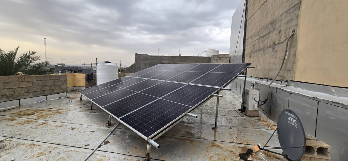 اليوم في خانقين 
تم بحمدالله تنصيب منظومة طاقة شمسية بقدرة 
20اميير نهاري و 10 امبير ليلي 
الواح بقدرة 615W  نوع لونجي ضمان 15 سنة
انفيرتر GROWATT  6Kw   ضمانة سنتين استبدال 
بطارية ليثيوم 10kw من شركة GENIXGREEN  ضمان 10 سنوات
صيانة لمدة سنة مجانية
للاستفسار الاتصال:-
***********
***********
***********
***********

GenixGreen  
GenixGreen Iraq  
المركز الذهبي-Golden Center 

#ألواح_شمسية #توليد_الكهرباء #نظام_كهروضوئي #مستقبل_الطاقة
#طاقة_شمسية #طاقة_متجددة #استدامة #بيئة_نظيفة
