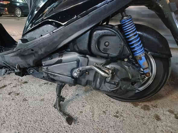 السلام عليكم 

دراجه ماكس 140 دراجه مال رمبه 
صارله شهرين من اخذناها متسمع 
صوتها مكينه لوك درجة نضيه جدا 
السعر 475
مكاني الحرية للاتصال 
***********
