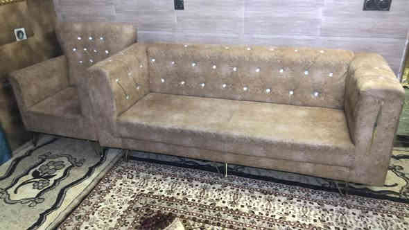 سلام عليكم عندي ختم البيع عشر مقاعد تزكام ضهر وقاعده بلوك شغل درجه اولى اريده ٤٥٠مكاني بغداد مدينه الصدر ***********
