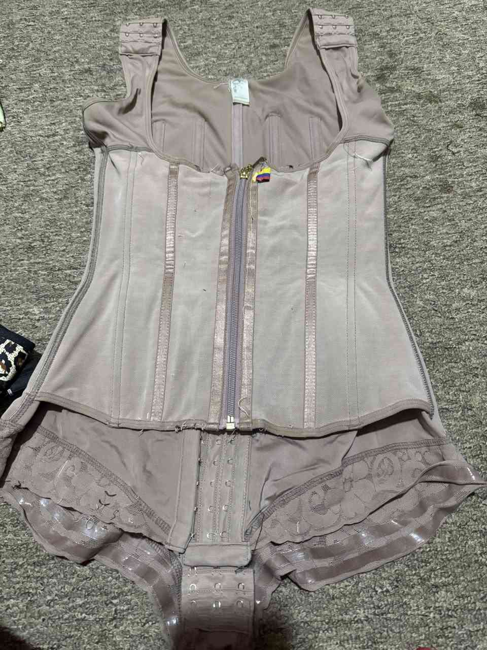 للبيع


**إذا كنت صاحب هذا الإعلان وتريد حذفه لأي سبب، رجاءا أرسل رسالة إلى الدعم الفني**