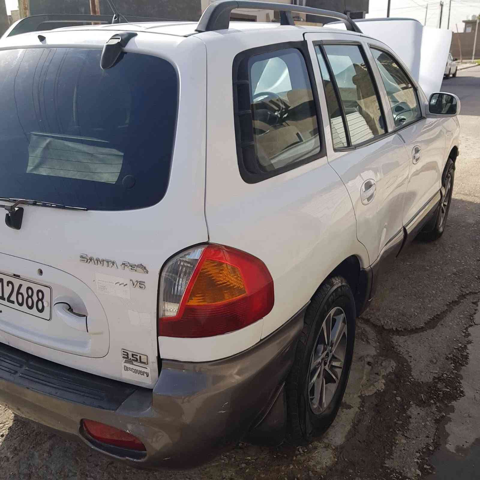 سنتافيا 2004.      رقمه اربيل مكينه 6v     بيها مكانات صبغ  كير مكينه مكفول تبريد شغال فول مكاناها بغداد.   صاحبها بغداد 
السعر 70 وبيها مجال 
رقم الهاتف *********** 
مكاني بغداد شارع فلسطين
