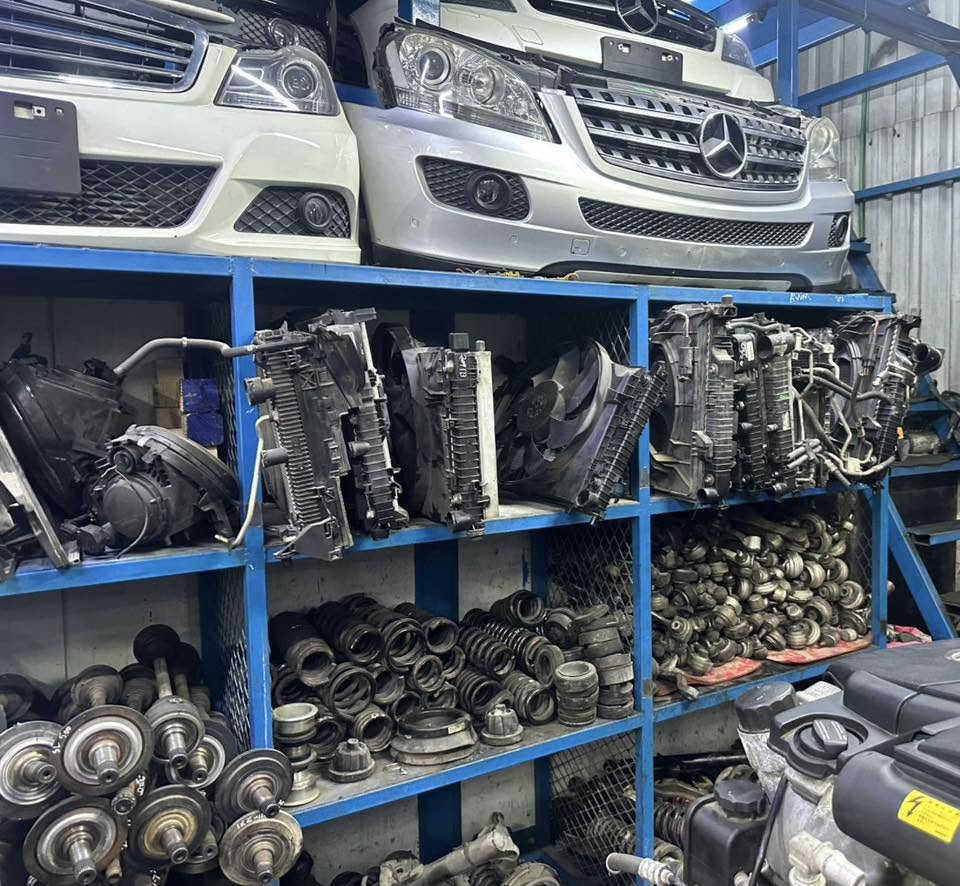 Disponible piece et accessoires Mercedes Germany D’origine ✅

Contactez nous 📞


**إذا كنت صاحب هذا الإعلان وتريد حذفه لأي سبب، رجاءا أرسل رسالة إلى الدعم الفني**