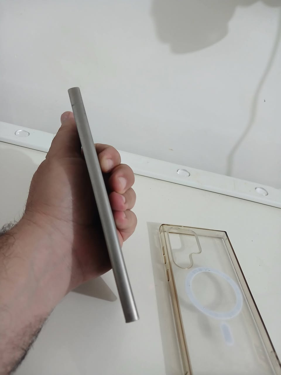 توفر العملاق 
S24 ultra 
1 تيرا / 1000 كيكه
نظافه 95%
لون بنفسجي 💜💜💜
بدون ملحقات فقط حافظه وياه
شرق اوسط دبل خط 
ضمان الوكاله وموجود ime تاكد بنفسك 
مداخل صيانه وتر بروف 
شرط الفحص والضمان 
سعر تعاوني 
مليون و٢٥ الف 
سعر ثابت 
بغداد الكرخ 
***********
متوفر توصيل مع شركه الوسيط
