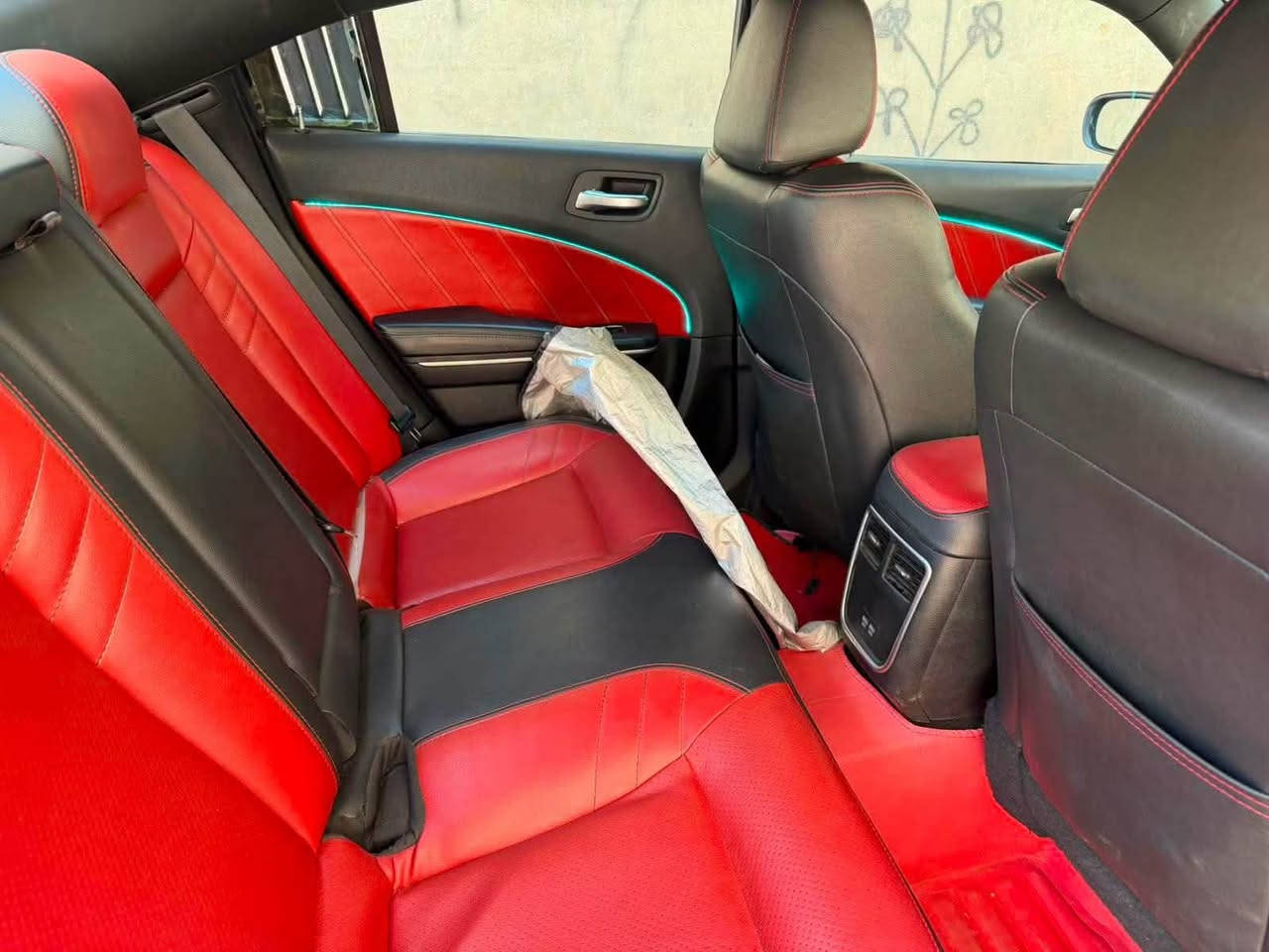 امريكي Sxt 2020 جارجر
السياره ماشية 33 الف ميل بعدها جديدة حيل مواصفات الsxt المعروفة ..
محرك 3600
-السيارة عليها ادامة ونانو سيراميك الماني وبولش ضمان 5 سنين
-السياره عليها بنيد موبار 3 فتحات اصلي
-دفيوزر خلفي مشيف اس ارتي
-حلوك صالنصات ليزرية
-زنون اصلي 400$ وليدات حاجب متغيره على الفون السياره كلش نظيفة واحلى من الصور بعد
حادثها ربع الدعامية الامامية مكسوره فقط وبيها بارد بالباب عكس السايق والقمارة على كد شبر
وبارد وتكحيل بسيط الباب الخلفي عكس السايق

ايرباكات سليمة كلهن والفحص موجود هم
رقم صاحب السياره : ***********
بغداد
 موجود واتس اب

السعر : علق يتم الرد عليك تلقائياً✅✅
