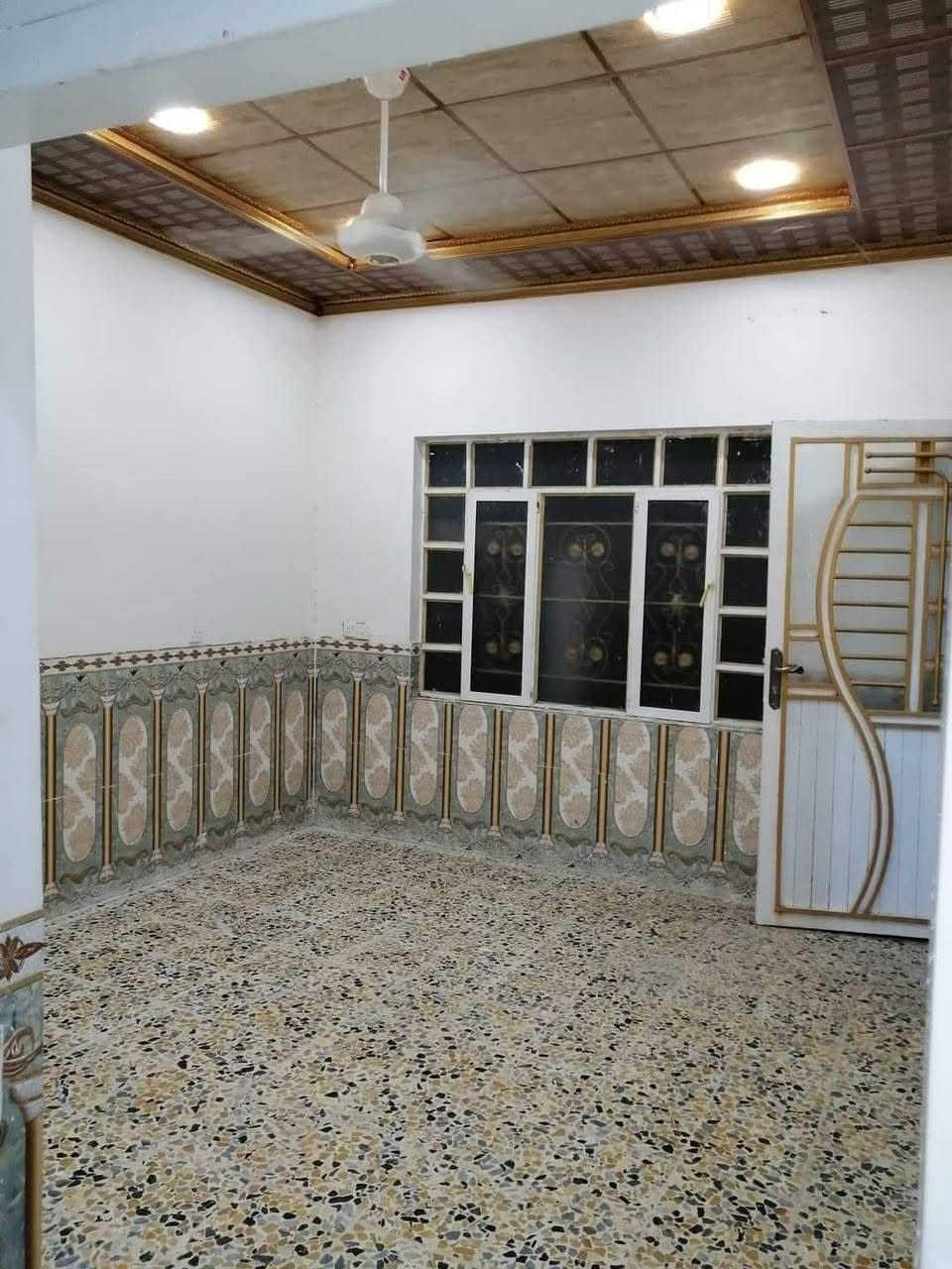 🏡 للبيع – دار حديثة في حي صدام🏡
يعلن مكتب المدينة المنورة للعقارات والمقاولات عن توفر دار مميز للبيع بالمواصفات التالية:
📍 الموقع: حي صدام بالقرب من معمل الغاز
📐 المساحة: 100 م²
🏠 : طابق واحد
✨ الحالة: دار جديد وجاهز للسكن
🛋️ تصميم عصري وتشطيبات جميلة

💰 السعر: 60,000,000 دينار عراقي
📞 للاستفسار والمعاينة: ***********
📍 مكتب المدينة المنورة للعقارات والمقاولات نبيع الثقة قبل العقار، ونوفر أفضل الفرص العقارية بأسعار مناسبة.
#عقارات_الموصل #حي_صدام  #دار_للبيع #عقارات #المدينة_المنورة_للعقارات
