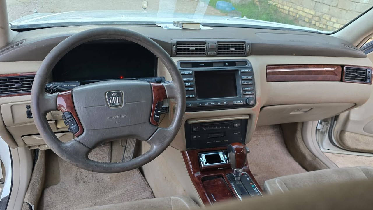 السلام عليكم 
ملكه ادوات كصة قماره فقط
محرك ديفور الجبير 
سياره نضيفه
حاجزلها  
الناصريه قضاء الغراف 
السعر 43
***********
مكلف بلنشر
