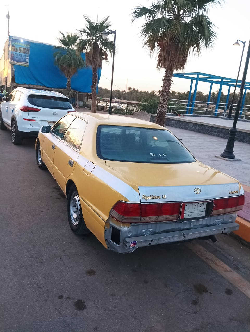 للبيع راس الثور مديل 2000
مكينه وكير كارتون فيشه وبطل اسود
تبريد تخم تاير جديد غرفه جديده
منضومه زنون عالي ناصي
تخم سماعات    يو بي اس 
سياره بدون نقص
 فقط بوش ستيرن خفيف  *********** ترهم بيع او مراوس
