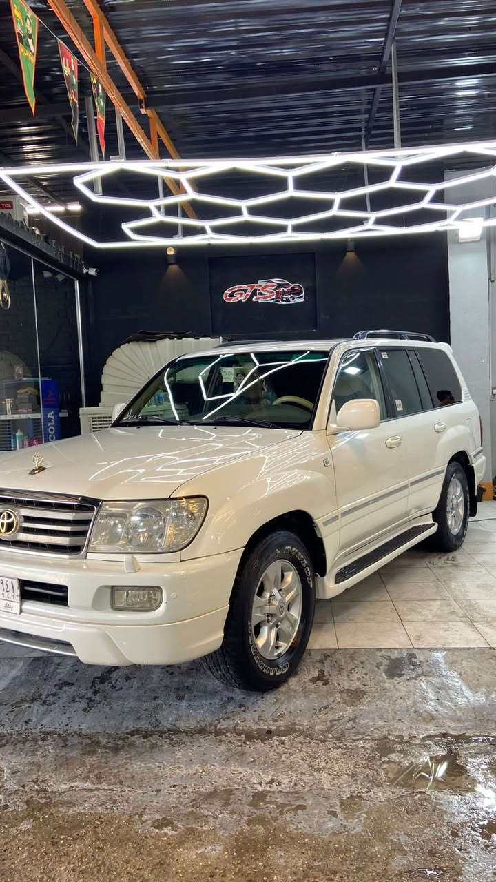 السلام عليكم تويوتا لاندكروزر موديل 2007 وكاله الساير
GXR

فول مواصفات 

مكينة 6 سلندر 

3 قطع تبريد 

ثلاجه جانبيه

 حساسات شاشه كامره  

فور ويل 4/4 

سلايد روف 

طفايه

ماشيه 109  وشرط الفحص  وشرط ١٢٠ ادك جرس وين متريد تفحص افحص 
ادامه كامله عليها ودينار متصرف عليها 
رقم بغداد بأسمي ثاني يوم تحويل 

 مكفول كفاله عامه عدا صبغ بالهلال الجاملغ الخلفي فقط  السياره كربلاء المقدسه 

السعر:245$ واخويه العزيز ماعجبك السعر او شي اعبر المنشور واتركها ان شاء الله تصعد اغاتها وكل واحد ويعكس تربيته 

للاتصال *********** مهندس علي
