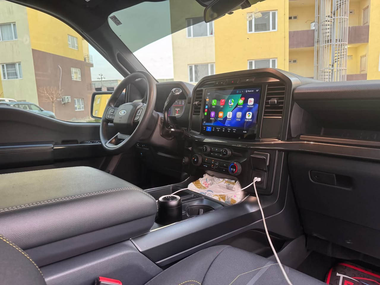 السلام عليكم
فورد f150 شكل جديد
٨ سلندر تنفس طبيعي
موديل 2024
لون مميز💙
ماشية 30 الف
حادثه جدا بسيط جاملغ وشبر بند بدون دواخل
ابرباك ستيرن فقط
موصفاته 
شاشة كبير
ردار
اتوستوب 
عداد ديجيتال
نقطة العمياء
تحديد المسار
تحديد السرعه
لايت زينون وليد
ويل سبورت
سعرها ٢٦٨ ورقة بدون رقم
مكان سياره اربيل معرض نجوم الامارات
***********
*********** أربيل, العراق
