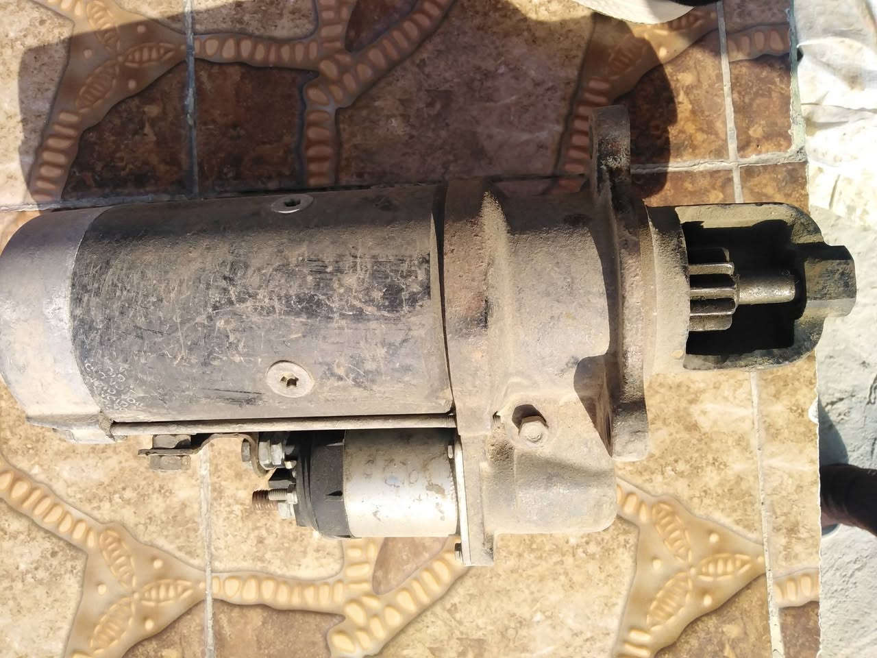 للبيع سلف سكانيا بومه مع جقمقه كاملة اتصال على هذا رقم ***********
