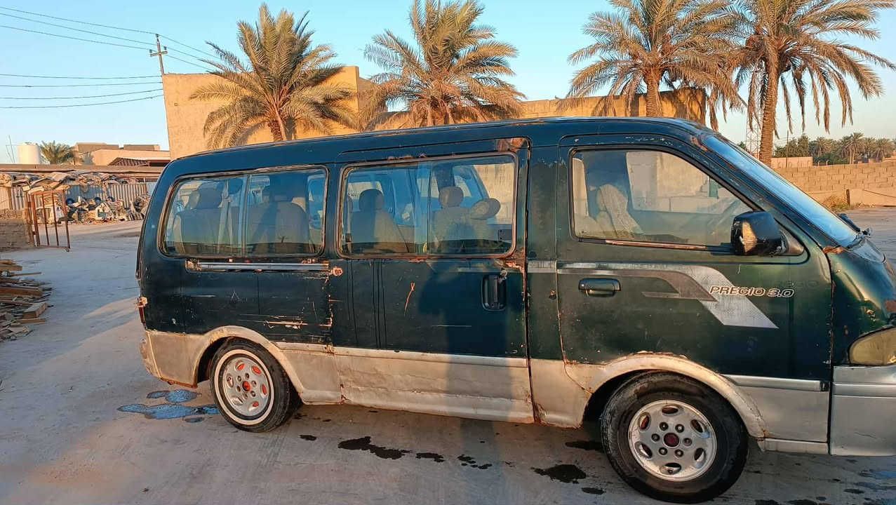 السلام عليكم للبيع او المراوس بسيارة صغيرة
بريجو موديل 96 مكينة بيها خيط بخار كير واكسل مكفولات شواصي بس واحد معمر وابيعك مكفول شغل درجة اولى والكشر شوفة عينك السيارة بأسمي رقم بابل انكليزي مصفرة هيئة ومرور سنوية لل2030 مداور ثاني يوم ب45  وبيها مجال مكاني حلة
 للاستفسار ***********
