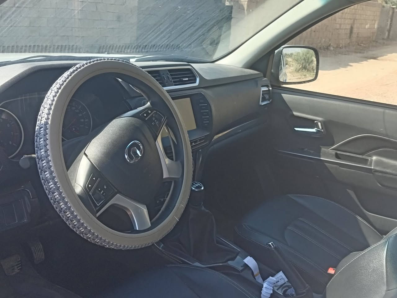 اسلام عليكم كريت ويل مديل 24كفاله عامه رقم قادسيه انكليزي السعر 138وبيها مجال مراوس بكريت فقط اي مديل عادي .  المكان دوانيه وهاذا رقمي ***********
