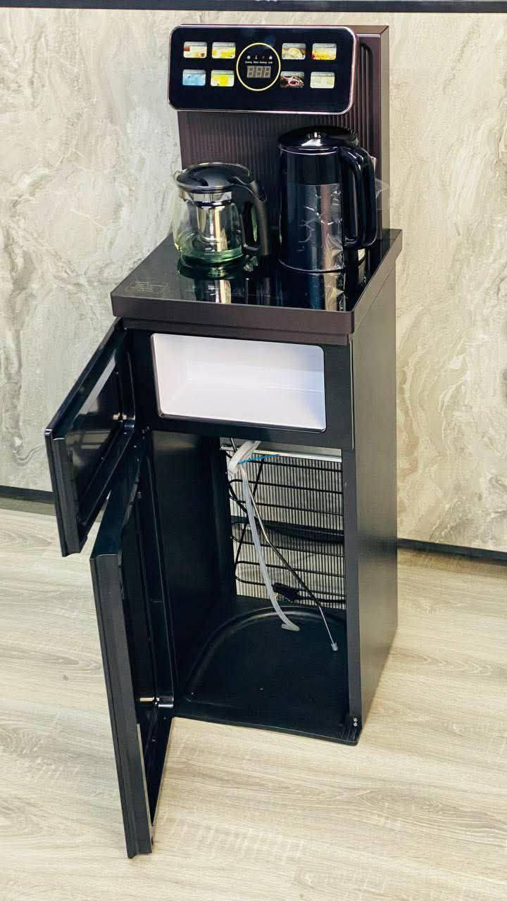 احدث اصدارات البردات من امبليوم 
مودرن ومناسب للمطابخ الحديثه انتاج 2025
براد 3 في 1 حتوي على غلايه ماء وقوري شاي 
دبه الماء داخليه + حافظة اكواب 

ضمان لمده سنه

تحكم لمس انيق جداً 
شاشه عرض درجه الحراره والبروده 
قفل مانع استخدام للاطفال
مكان الدبه داخلي باب بالاسفل 
يسحب 1 امبير خفيف جدا
📌 مناسب للمطابخ، المكاتب، العيادات
📞 للتواصل والطلب: ***********

#برادات #اجهزة_كهربائية #مستلزمات_المنزل #براد_ماء #Embleum
