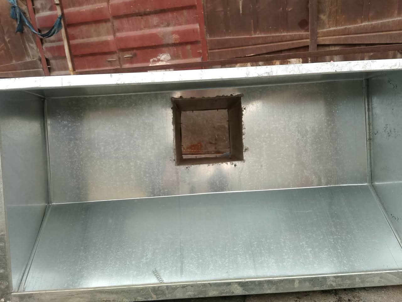 دكت ومنقله شوي 

سعر 50 الف 
جديد 
مكان بغداد مدينه صدر 
***********
