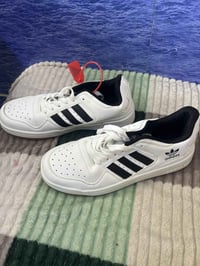 قياس ٣٩ • ملابس • سعر تفاوضي