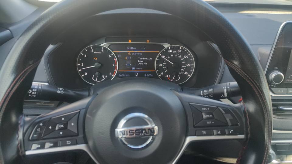 نیسان ئاڵتیما 2022 یەک دەستە ماڵی دۆستە کامل مەسرەف کراوە پێشی کەپسە ئێرباگ بەشەرت نەتەقیوە دواوەی قرچێکی کەمی هەیە سۆنەریم داناوە سەنەوی و ڕەقەمی تازەیە سعری 117 گەڵا مەعامەلە شوێن سلێمانی 
***********
*********** السليمانية, العراق
