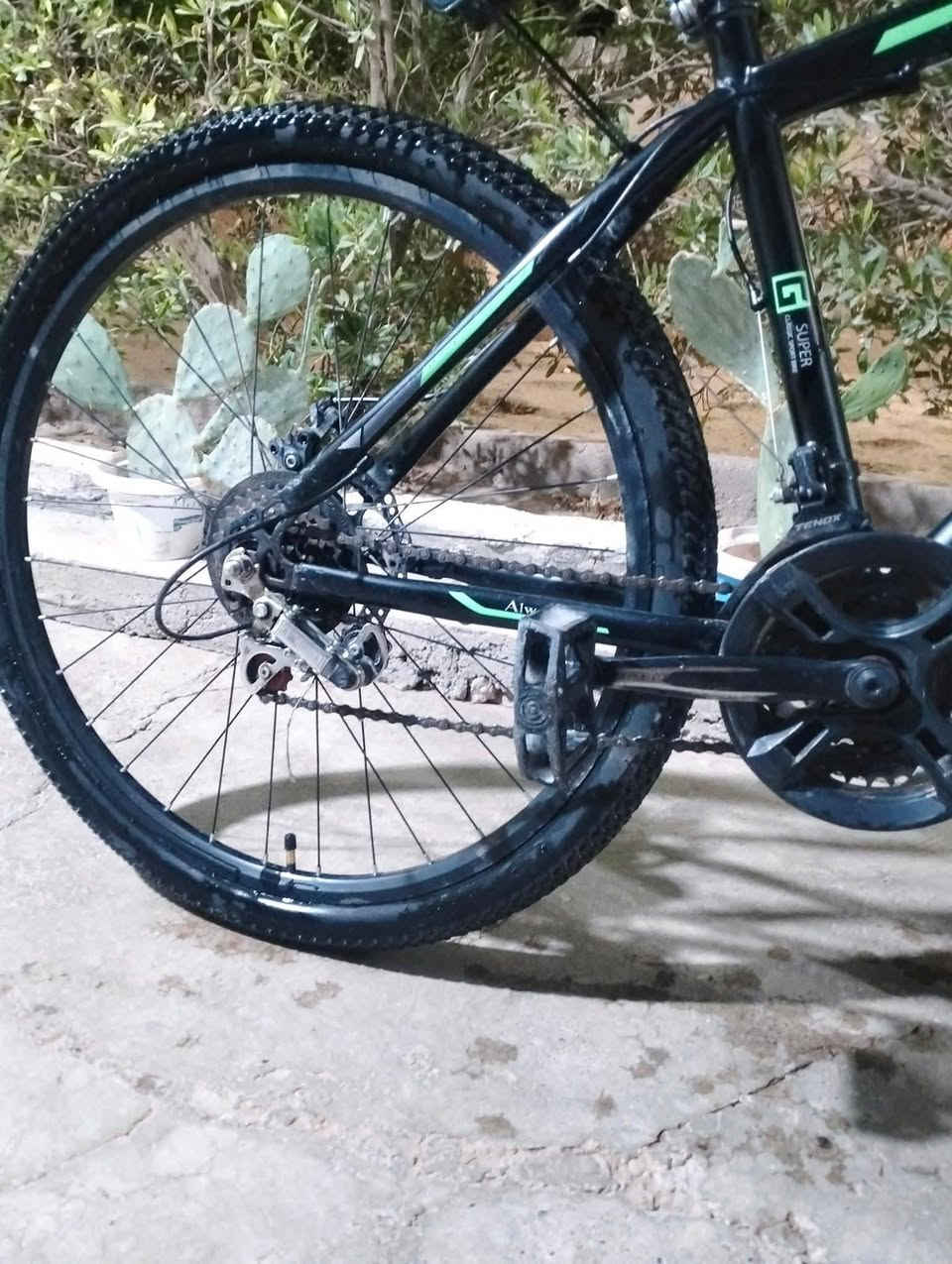 السلام عليكم
عندي بايسكل للبيع  نضيف  الشراي 
يتصل عل الرقم ‏‪0773 965 4505‬‏
