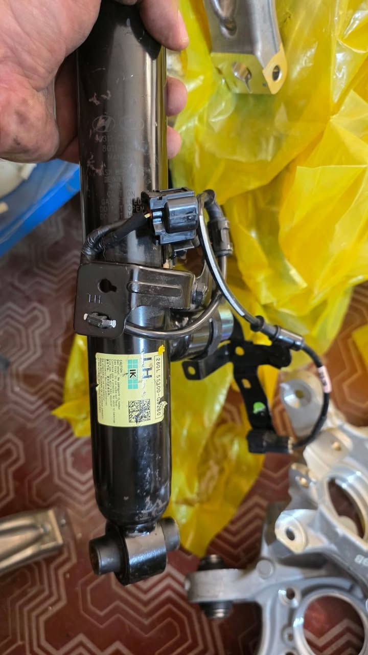 سلام عليكم شباب توفر صدر من موديل 2009 إلى 2025..
فيت بم جديد مستعمل 
فاتر دهن وفلتر كير
نوزلات
بلكات 
واجزاء محرك 
العنوان بغداد شارع النضال قرب قصر الأبيض..
الدوام من الساعة 7 صباحاً إلى 3 عصر 
***********.بادارة ليث القيسي 
***********.هذا رقم ابني رضا
