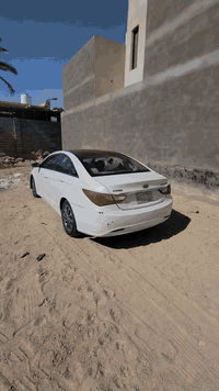 $$السعر 110
السلام عليكم ورحمة الله وبركاته 

اللبيع 

سوناتا خليجي مديل 11 فول موصفات بنوراما تبريد  ثلج امامي وخلفي حداديه جديده تخم تاير جديد مكينه 2400دوش سياره سنويه بسمي تحويل ثاني يوم رقم بصره الاستفسار على رقم ***********
