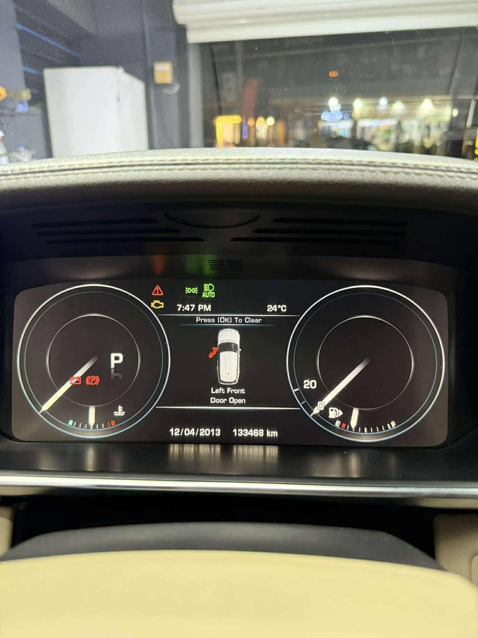 فقط للبيع
#Rangeـrover

رانج روفر. (  فوك. ).

موديل (2014). خليجي وكالة سردار

ماشيه(140 الف)km

8 سلندر

ابوب شفط

بصمة الابواب

دواسة كهربائي

صندوق كهربائي

.نضام تعليق هوائي  (جكات3 وضعيات)

نوع المقاعد كهربائي ( جلد تدفئة تبريد )

حساسات امامي وخلفي و رادار

شاشة DVD  وتوجد مواصفات اخرى و مميزه

تخم تاير جديد

مكان السيارة(  كركوك )باسمي

السعر    (320)

للاستفسار لاتصال بيع سريع

على ،📞  ***********
