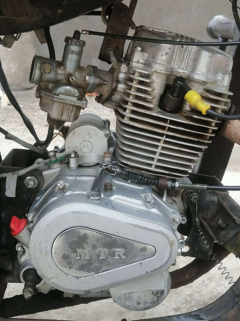 سلام عليكم ستوته للبيع أوراق اصولي مكينته امجفته مر ه وحده امديل 2017 ستوته مامصبوغه ابد شاصي مكفول وركبته ملحومه فقط المكان بابل الهاشميه هذه رقم *********** سعره 750
