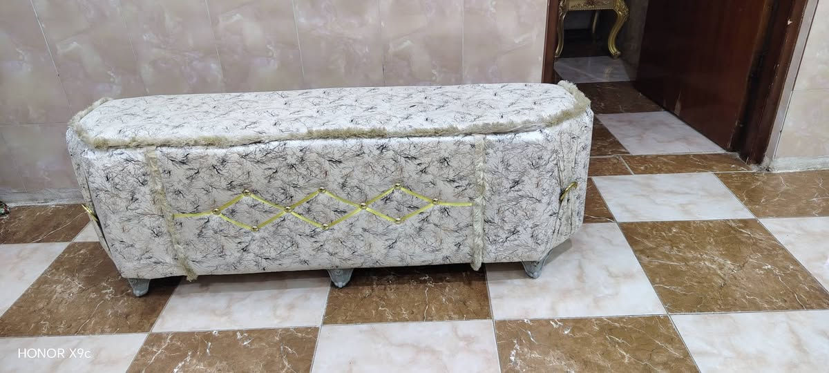 السلام عليكم شونكم حبايبي غراض للبيع شازلونه نظيفه سعرهه 60وبيهه مجال ومبرده نظيفة شغاله مستخدمه شي قليل  تفيد مطبخ او محل سعرهه 60 وبيهه مجال@


**إذا كنت صاحب هذا الإعلان وتريد حذفه لأي سبب، رجاءا أرسل رسالة إلى الدعم الفني**