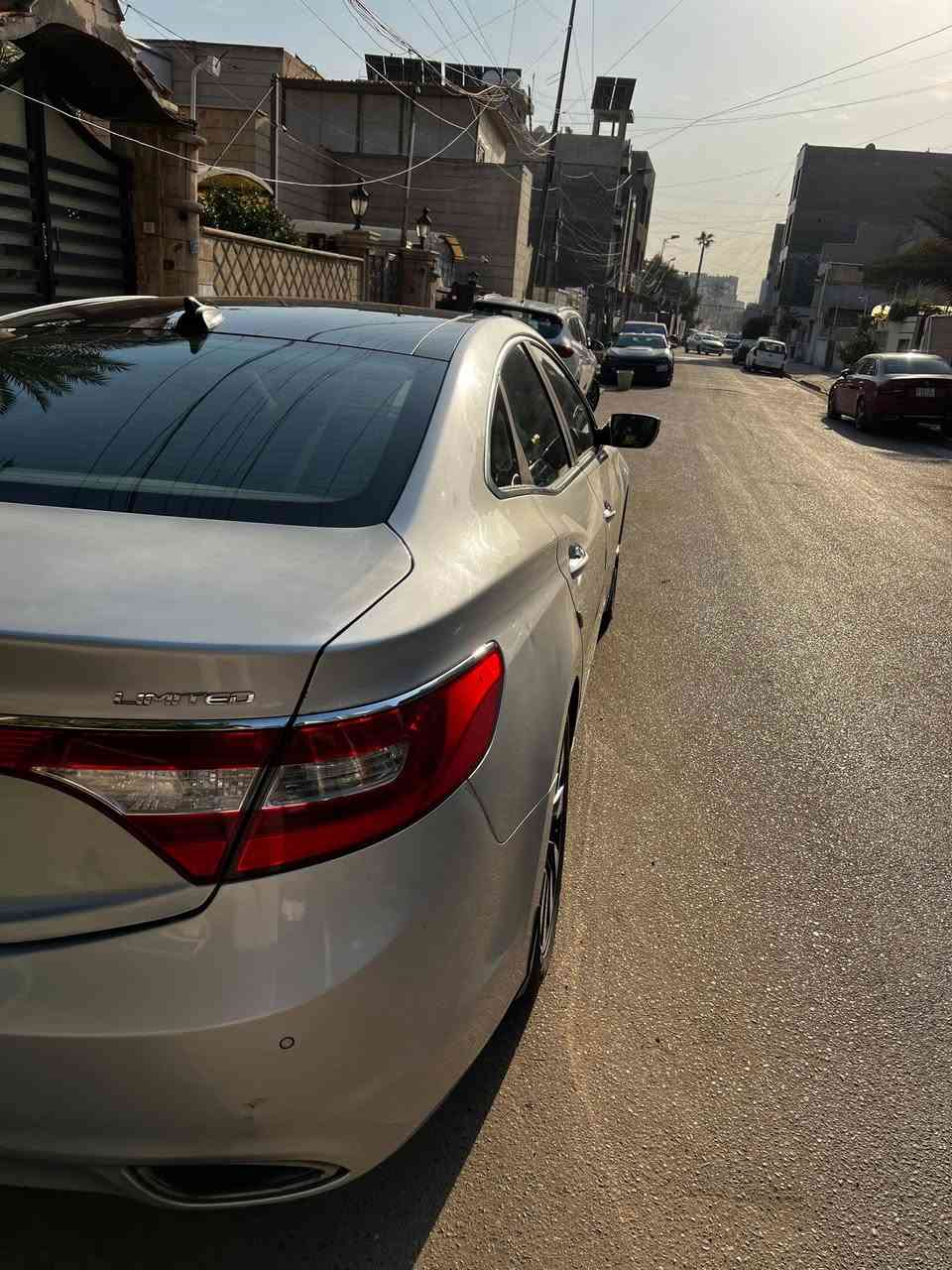 السلام عليكم
للبيع سيارة هونداي أزيرا لون سلفر وارد أمريكي  موديل 2014 رقم بغداد الجديد بأسمي

السيارة(( لمتد)) فول للأخير

 مواصفات :

بصمة تشغيل وبصمة أبواب

بانوراما

بردة خلفية كهرباء بلادية

بردات ابواب خلفية بلادية

تدفئة تبريد كشنات

خزن ميموري

حساسات خلفية وجانبية

منبه رجوع

مري قلاب

تحكمات ستيرن جهتين

مثبت سرعة

لد داخلي

منظومة زنون بلادية

محرك 3300 

بجم كبس

السيارة جديدة بدون نقص برغي كير مكينة صدر على وضع الشركة ما محطوط عليها سبانة شرط، منظومة تبريد كاملة ثلج❄️

حادث السيارة قطعة وحدة جاملغ خلفي جهة اليسار والباقي كفالة ماشية(( 65000))

مكان السيارة بغداد الاعظمية

السعر 135 ورقة

***********

***********
