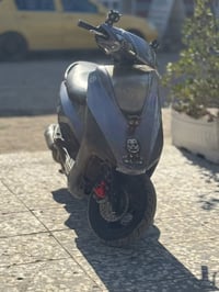 بريز للبيع دراجه نضيفه ڪُلـش ومستعجل على بيعته  للتواصل  فقط على هاذه ...