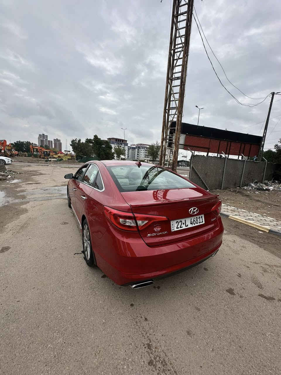 السلام عليكم هونداي سوناتا 2017 وارد أمريكي 🇺🇸
السياره ضرر بسيط جدآ المصد الأمامي فقط مع بارد بسيط 

ماشيه 60 وقابل للزياده 

سعر السياره 127$ بيهة مجال بسيط 

رقم الهاتف ***********

مكان بغداد
