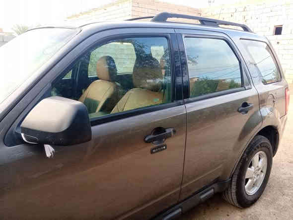 فورد سكيب 2010
رقم اربيل دولي 
سنوية لل 27
شاشة اندرويد 
تحكم ستيرن جهتين
تحكم مري 
محرك 6 سلندر 
كير محرك بلادي شرط 
سيارة نضيفة مال بيت 
قطعة تبديل وحدة جامرلغ عكس السايق كما موضح بالسونار 
سعر 110  وبيهة مجال قليل 
للاستفسار اكثر ***********
