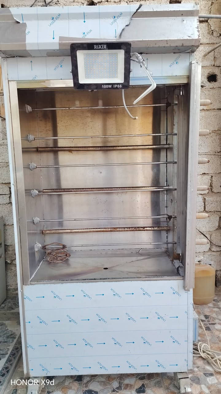 شواية عدد ثنين للبيع  بموطور كيربوك كاملات بس وحدة مشتغلة سبوع وثانية ممشتغلة ***********
