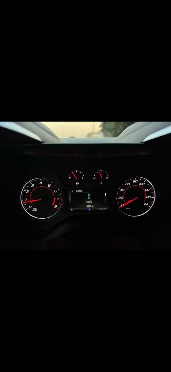 السلام عليكم
للبيع كمارو 2018  RS 
وارد امريكي حادثها حادثها جزء من الجاملغ الخلفي فقط ( نص الجاملغ صبغ )بدون ايرباك . حته الدعاميات بدون صبغ 
والباقي مكفول كفاله عامه بدون صبغ بدون بارد .. السياره على وضع الشركه . 
كير محرك اكسل خير من الله . بلادي على وضع الشركه ستندر ما مفتوحات !! 
صدر امامي خلفي جديد . تخم تاير جديد . 
تبريد ثلج ❄️ ادامه كامله اي كلوب ممشتغل بالدشبول !!! 
مواصفات السياره ! 
بصمه . شاشه كبيره . تتشغيل عن بعد . 
تحكمات ستيرن 4️⃣ جهات . تبريد بيانو . 
كشنات كهرباء ⚡️ هاند بريك بصمه . 
MODE DRIV. SPORT . TOUR.SNOW/LCE . كشنات جلد . داخل لونين . 
شفتات ستيرن . دركه D . كامره خلفيه . 
لد نهاري . لد متغير الوان . عدسات عين الشيطان . لايت زينون . ويل كب 20 مال 2SS . السياره عليها اكس بايب + داون بايب 
+ دبات كورسا + تفريغ + برمجه سيفتي + طلقات . السياره كلش حلوه ومصروف عليها 
مكاني بغداد للستفسار *********** متوفر  واتساب
