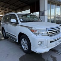 ٢٠١٤ • ٦ سلندر • فتحة سقف