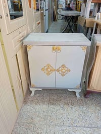 خزانة خشب • متعدد الوظائف • بغداد