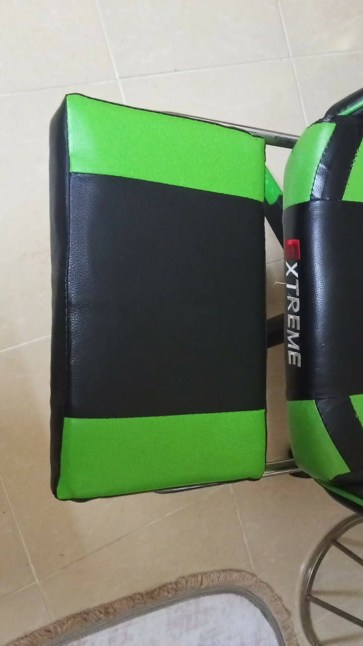 للبیع کرسی گیمنک


**إذا كنت صاحب هذا الإعلان وتريد حذفه لأي سبب، رجاءا أرسل رسالة إلى الدعم الفني**