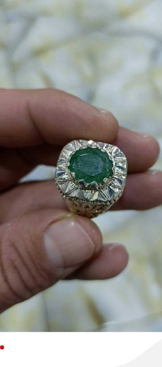 قطعه جميله من الزمرد الزامبي
قياس الخاتم 24 قيم بما يرضي الله وأخذه


**إذا كنت صاحب هذا الإعلان وتريد حذفه لأي سبب، رجاءا أرسل رسالة إلى الدعم الفني**