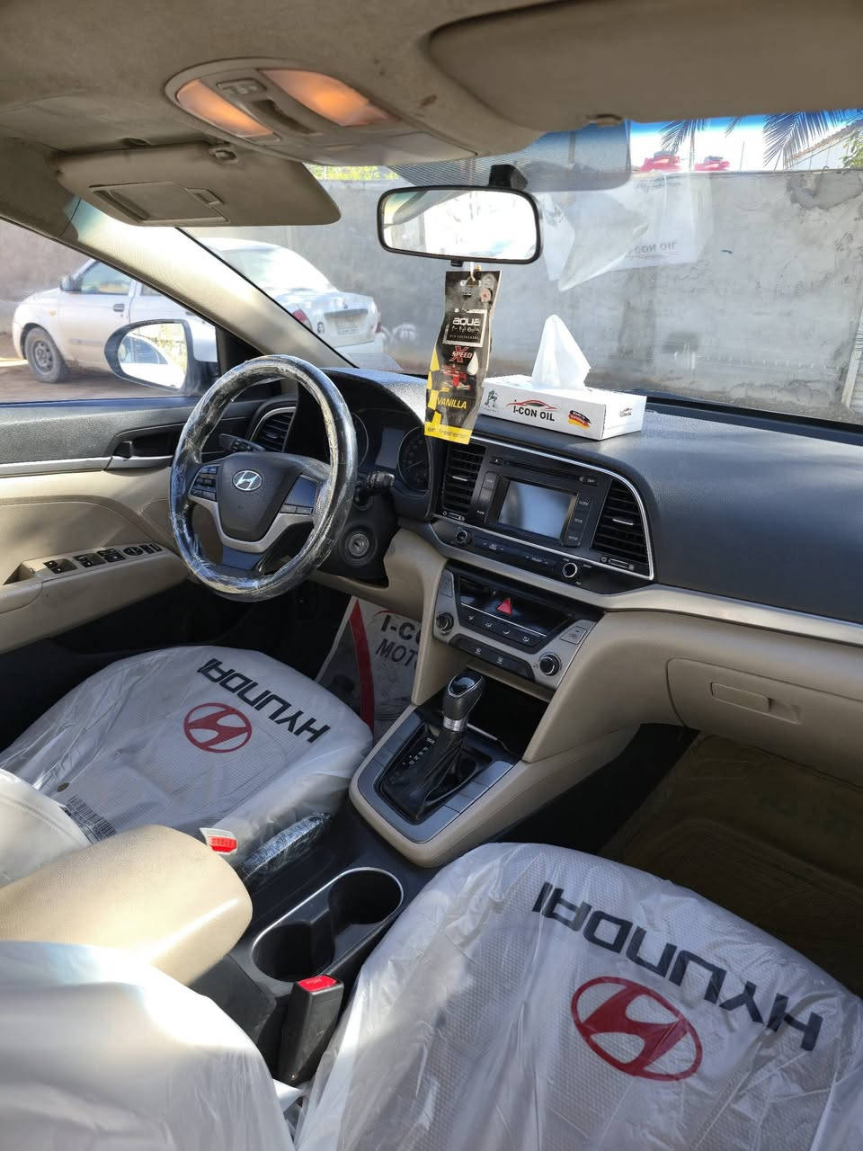 النترا 2016 شكل 17
سياره جاهزه من كلشي سنويه لل 27 
تبريد تدفئه شغال  
تخم تاير 
حساسات كامره خلفيه مري شفط 
سياره جاهزه من كلشي تحويل شرط وسونار موضح بالصور
سعر 130 وبيه مجال 
جهازه من كلشي ماتصرف عليه الف

اتصال ***********
