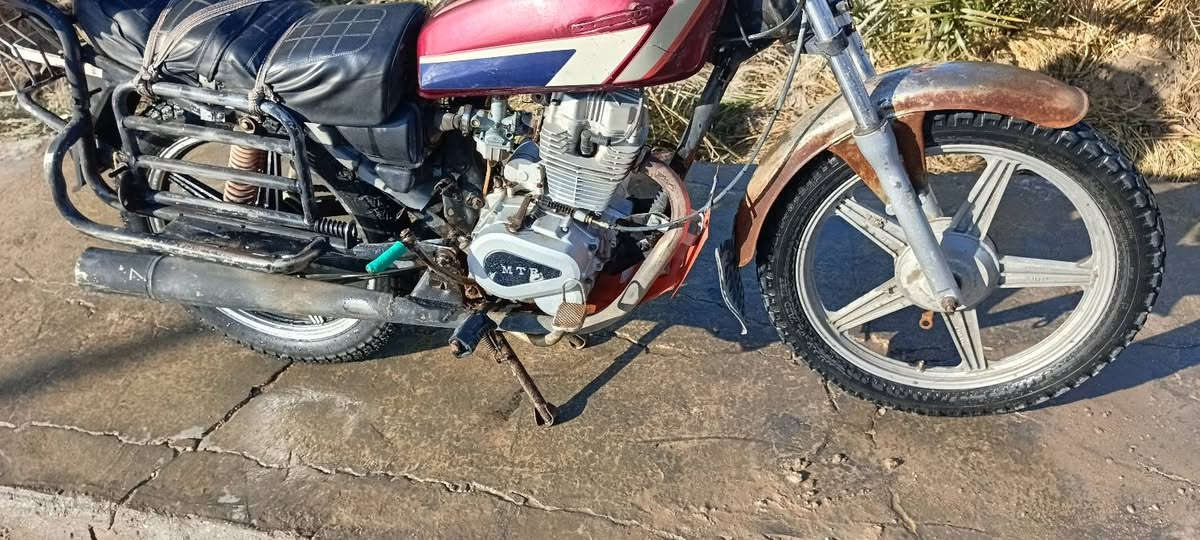 دراجه 5گير للبيع
كلك شرط الشغل عوزهه شويه ترتيب تفاصيل اكثر ع الرقم *********** وبي واتساب مكاني بالديوانيه قضاء الشاميه
