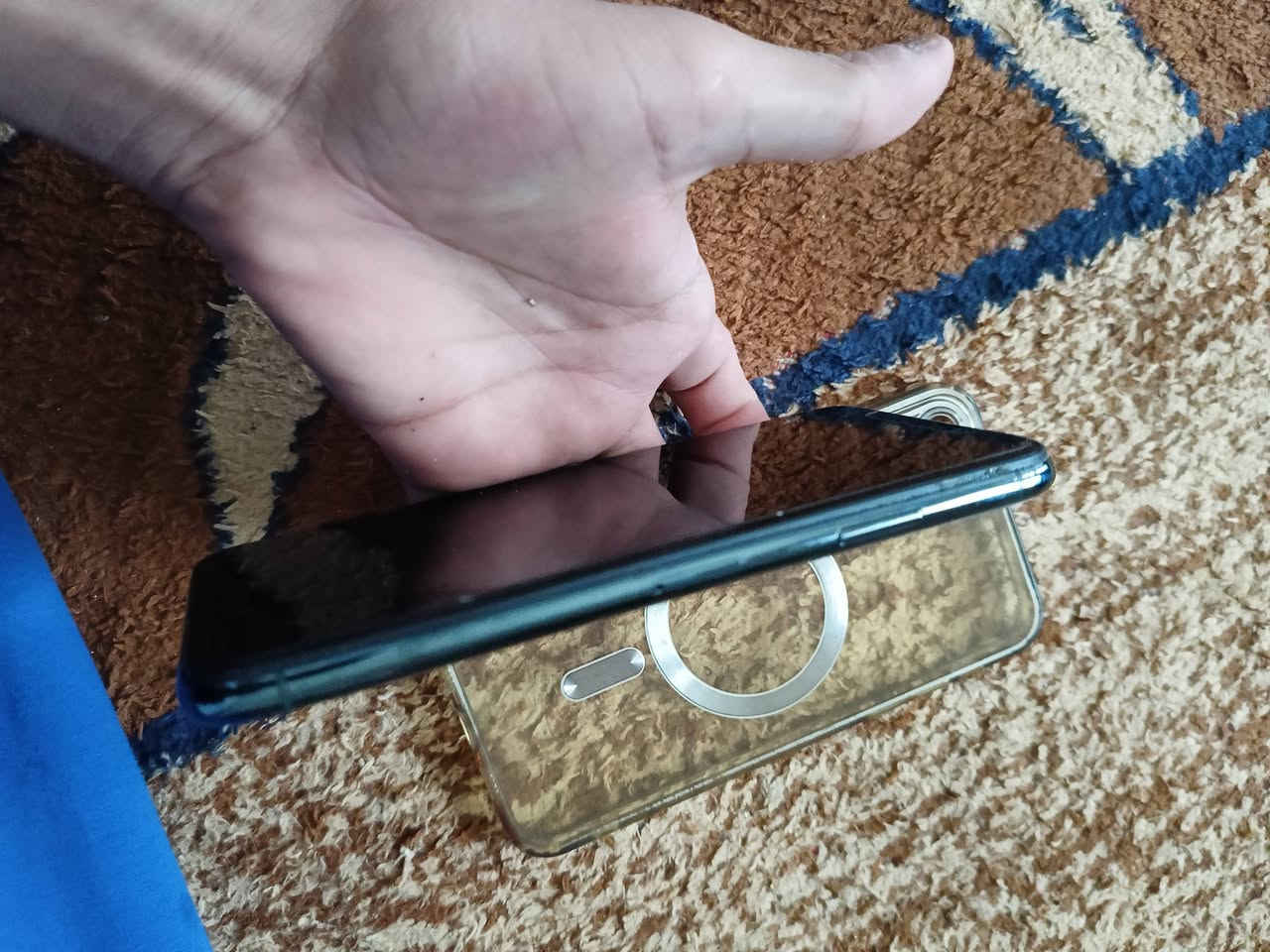 سلام عليكم ايفون 11برو ماكس مراوس فقط مراوس /بـ ايباد /بطاريه 90/ذاكراة 256 مبدل بطاريه وشاشه من بدلت بطاريه المصلح ما مكعد فلاته البطاريه عدل من يوكع يطفه ويرجع يشتغل يتصلح ب 10 متواجد خاص


**إذا كنت صاحب هذا الإعلان وتريد حذفه لأي سبب، رجاءا أرسل رسالة إلى الدعم الفني**