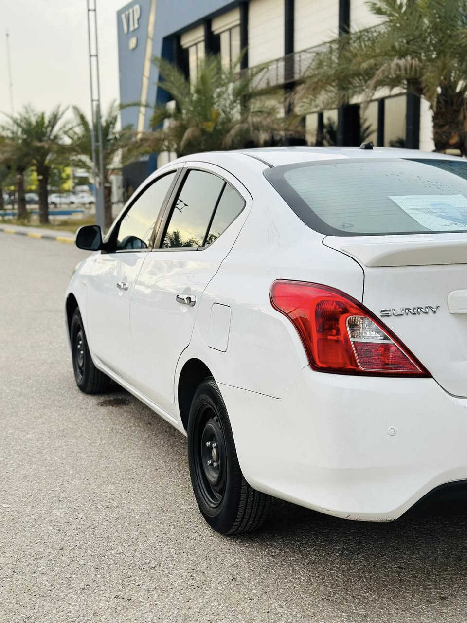 السلام عليكم صني للبيع موديل 2020 كفاله عامه سياره 

جاهزه مـטּ حداديه تبريد ثلج رقم اربيل مداور ثانيوم تريد وكله 

السعر 107 وبيهه مجال مكان السياره نجف حي المهندسين
 
للاستفسار ***********
