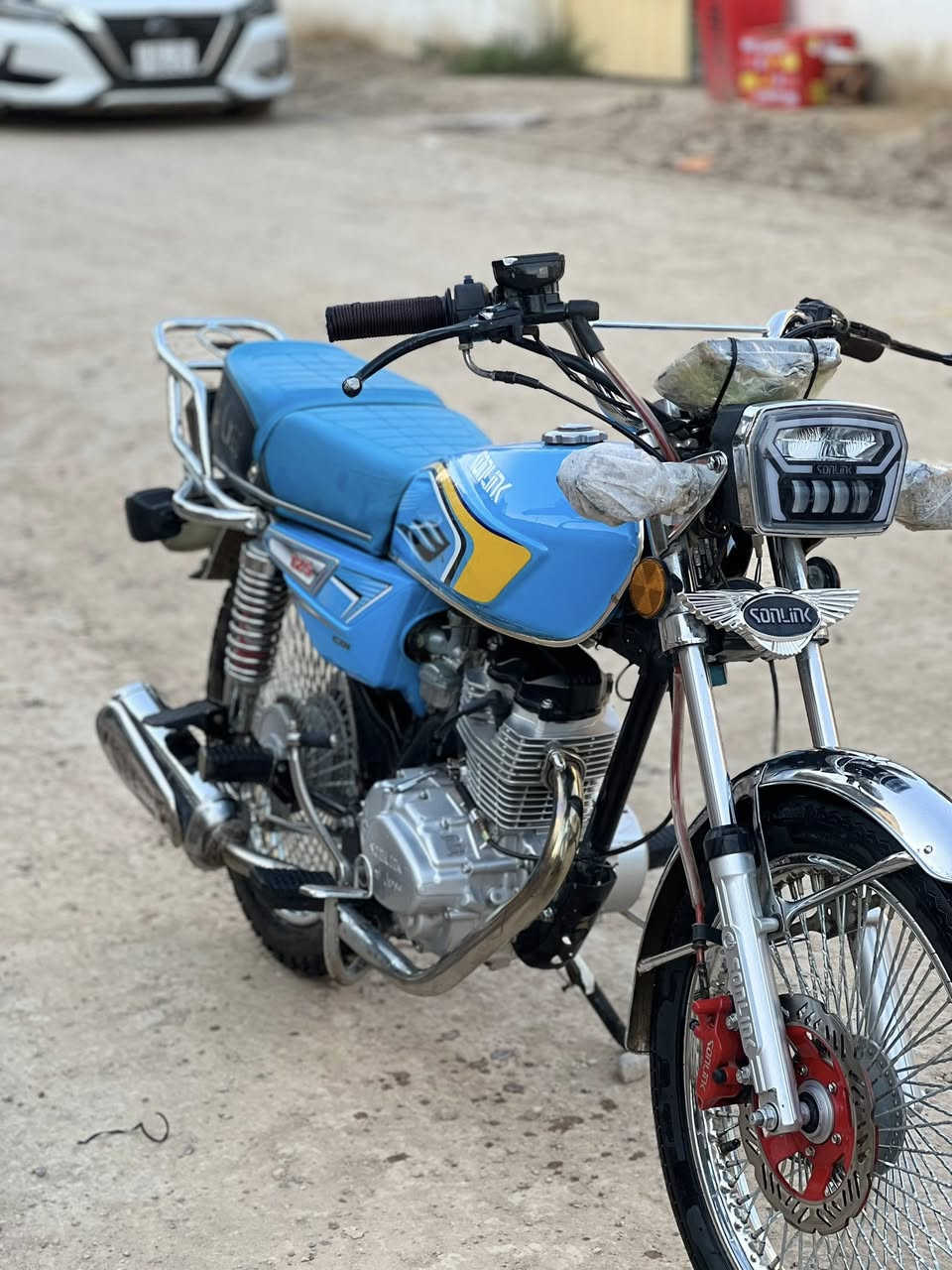 سلام عليكم
دراجه تايكر 25 

دراجه بيه نقص ستان بنص فقط 

دراجه خير من الله كلشي شغال بيه 

أوراق موجود شلعه ومعدل فول 

بدون صلنصه انطيك كاتم وياه 

المكان ديالى بعقوبه تقاطع القدس 

تصال عل رقم ***********
