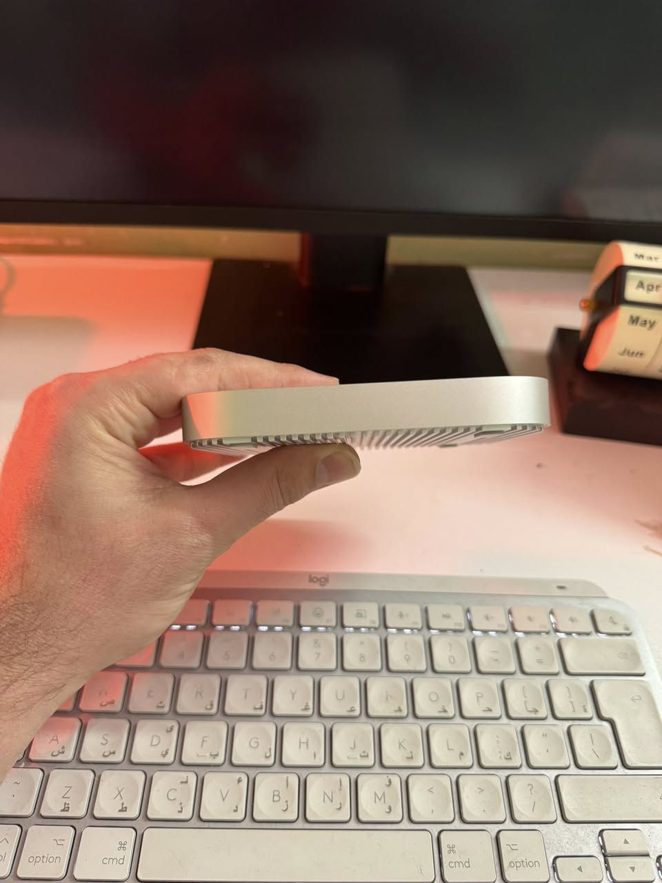 السلام عليكم 
هاب ssd m.2 للماك مني m4 
سرعة 40gb جديد كامل ملحقات فقط فتحته فحصته حطيت بي هارد ومثبت عليه نظام ماك وسويت تيست طلعت السرعة اعلى من الذاكرة الداخلية للماك 
السعر 75 الف
مكاني بغداد ومتوفر توصيل


**إذا كنت صاحب هذا الإعلان وتريد حذفه لأي سبب، رجاءا أرسل رسالة إلى الدعم الفني**