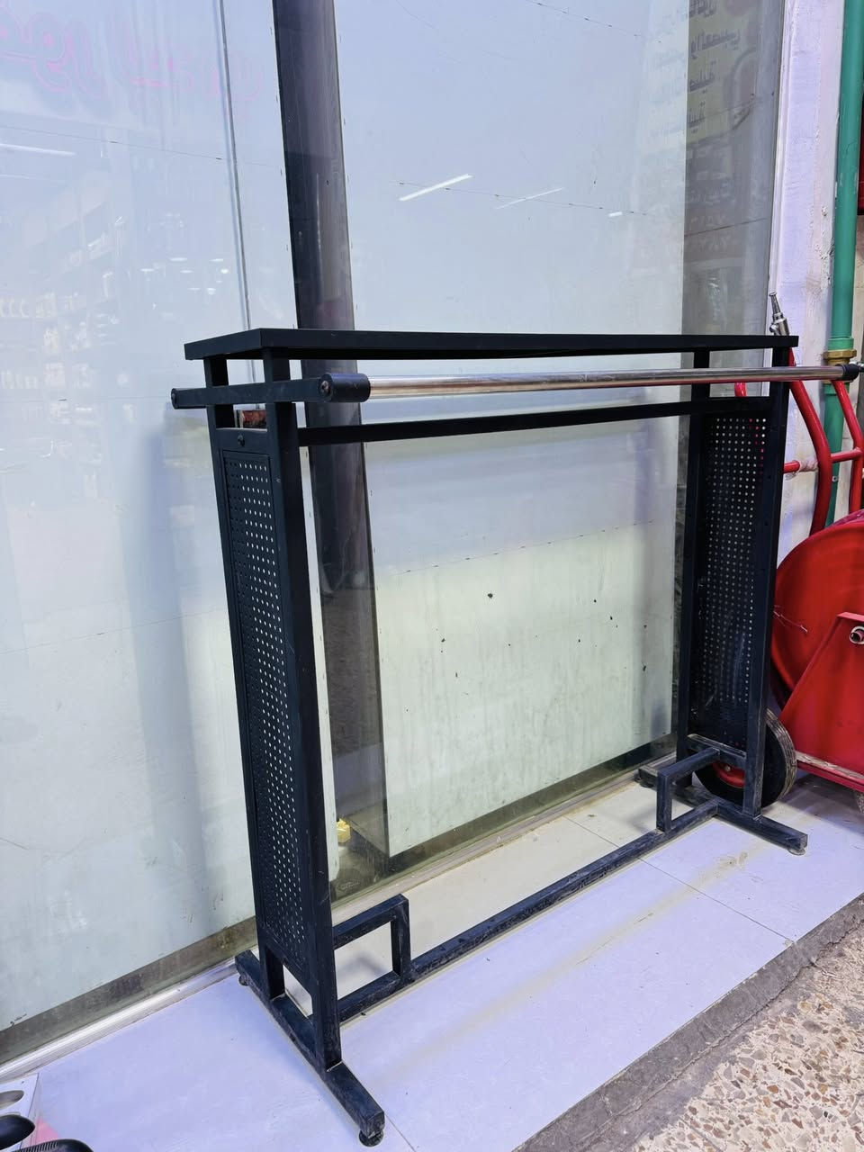 ستاند استخدام قليل جداً للبيع / بغداد
***********
