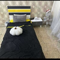 غرفة نوم • نضيفة • مفككه