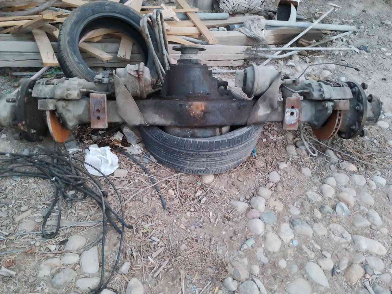 للبيع اكسن فالفو اف ٦ ٨برغي ويل ١٩ ونص كامل من كلشي السعر ٦ ورقات ونص مكاني بغداد *********** الشراي يتصل
