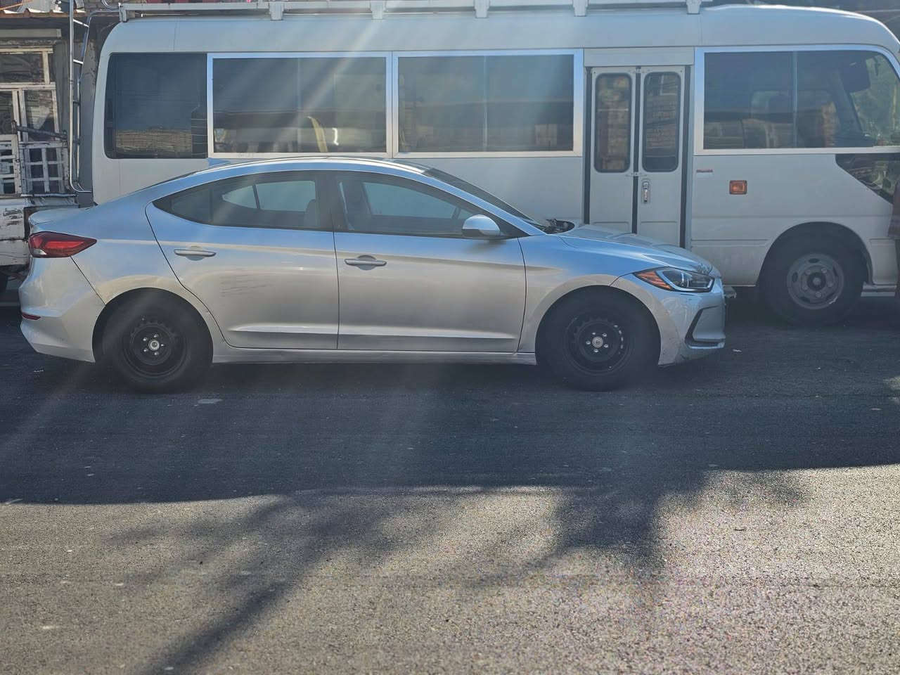 السلام عليكم النترا للبيع موديل 17 محرك 2000 كير محر مكفول صور الحادث بالمنشور والسونار بالمنشور المكان بغداد الشماعيه الرقم ***********،،،،،السعر 128/////السياره ماشيه 62
