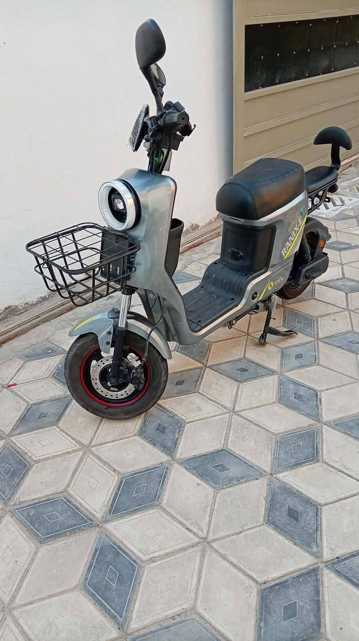 سلام عليكم بايسكل شحن خمس بطاريات كربلاء رقم الهاتف ***********
