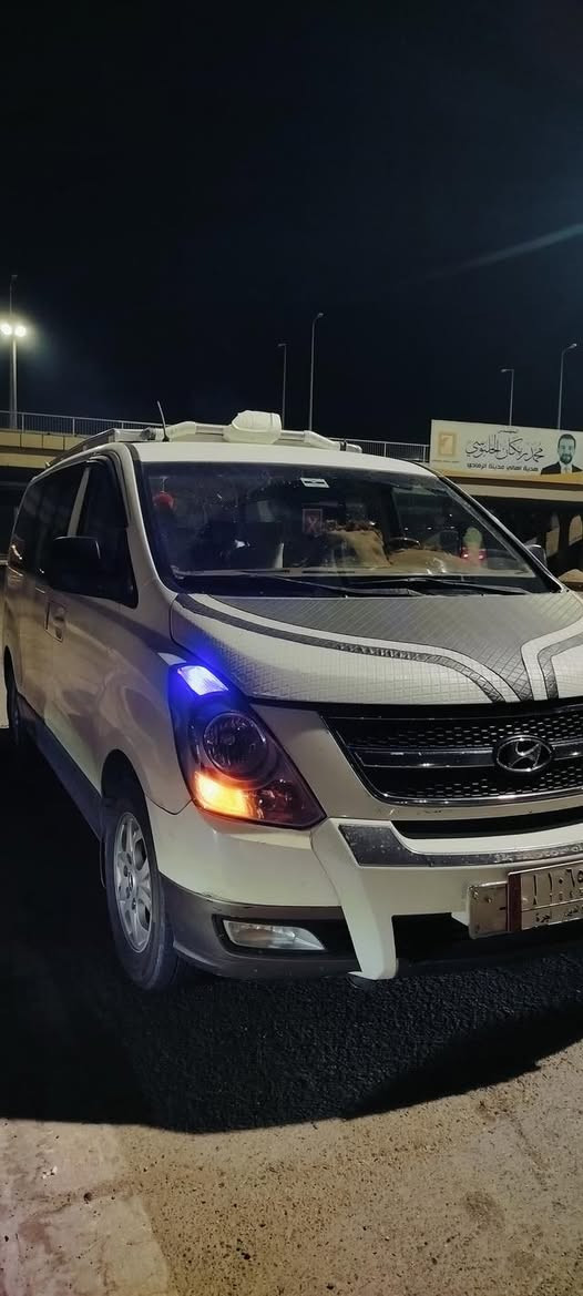 سلام عليكم 
ستاركس للبيع مفتوح  موديل2013 
رقم  صلاح الدين مشروع وطني .بيها قطعه وحده صبغ بالصندوق الخلفي شبرين 
وتعديل بارد بالهلال الجاملغ الخلفي جهةة السايق ورصعه شبر بالباب … تايرات جديده ..صدر جديد ….محرك وكير فول نظافه 
السعر155 وبيها مجال مكان السياره الرمادي 

الاستفسار اتصال بالرقم.   ***********
